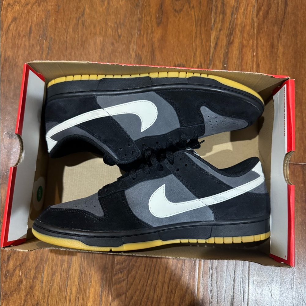 Nike Dunk size 12